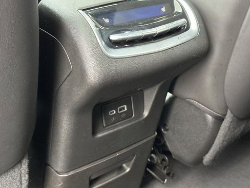 Certified 2024 Cadillac XT6 Premium Luxury image 9