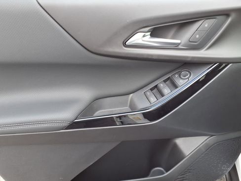 New 2026 Chevrolet Equinox LT FWD image 10