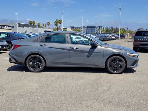 New 2026 Hyundai Elantra Sport FWD image 33