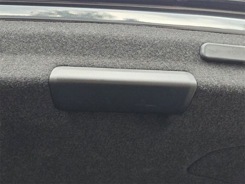 Used 2021 Audi A4 2.0T Premium w/ Convenience Package image 17