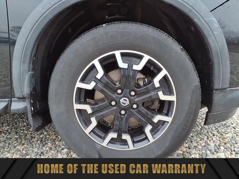 Used 2019 Nissan Pathfinder SL w/ Rock Creek Edition image 11