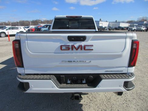 New 2026 GMC Sierra 3500 Denali w/ Denali Reserve Package image 6