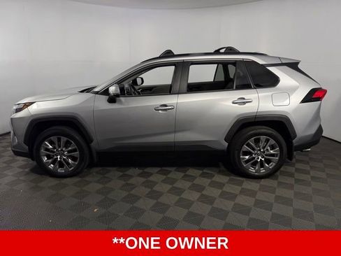 Used 2024 Toyota RAV4 XLE Premium image 5