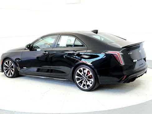 Used 2022 Cadillac CT4 V Blackwing w/ Technology Package image 4