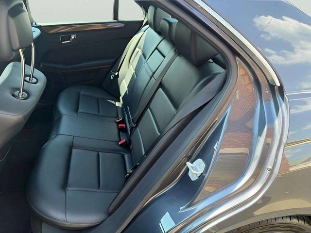 Used 2011 Mercedes-Benz E 350 Sedan image 9