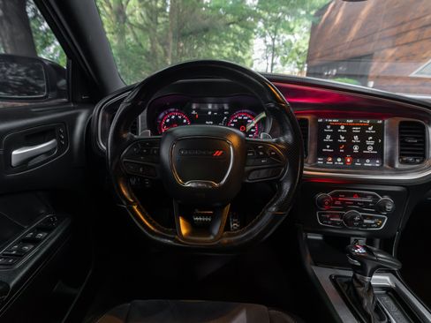 Used 2020 Dodge Charger Scat Pack w/ Daytona Edition Group RWD image 6