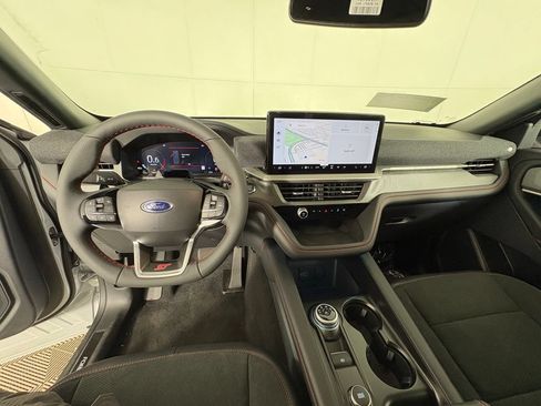 New 2026 Ford Explorer ST RWD image 8