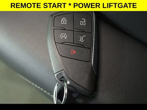 Used 2025 GMC Acadia Elevation AWD/4WD image 7