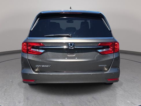 Used 2023 Honda Odyssey Touring image 6