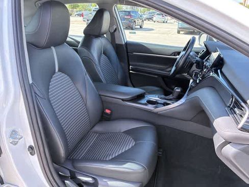 Used 2023 Toyota Camry SE image 22