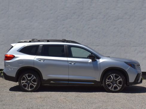 Used 2024 Subaru Ascent Limited AWD/4WD image 46