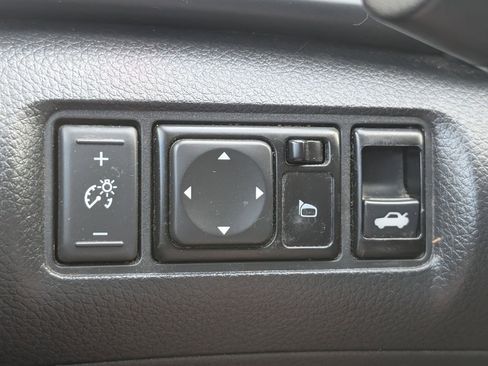 Used 2019 Nissan Sentra S FWD image 19