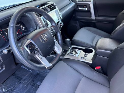 Used 2022 Toyota 4Runner SR5 Premium w/ Moonroof Package RWD image 88