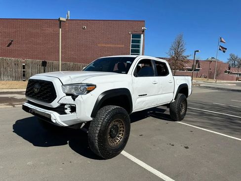 Used 2023 Toyota Tacoma TRD Off-Road RWD image 2