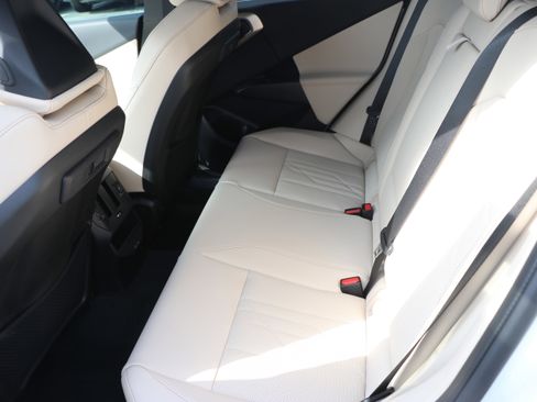 Used 2025 BMW X3 xDrive30 w/ Convenience Package AWD/4WD image 34