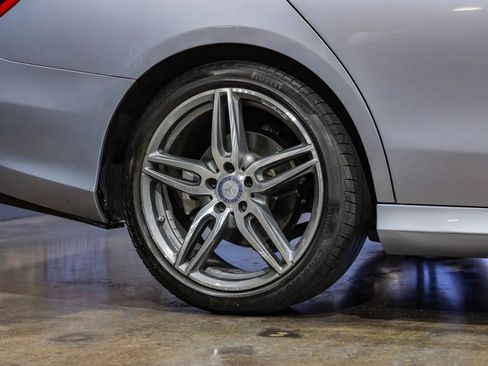 Used 2017 Mercedes-Benz E 300 image 57