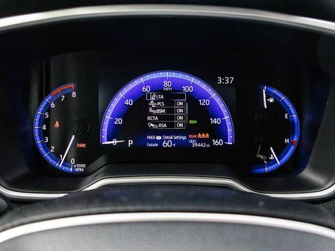 Certified 2022 Toyota Corolla XLE image 33