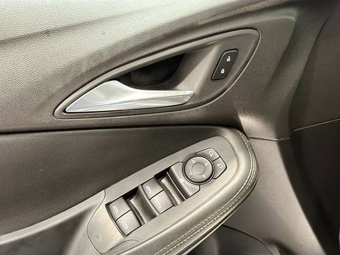 Used 2020 Buick Encore GX Select FWD image 16