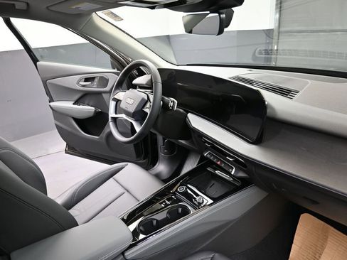 New 2026 Audi Q3 quattro 2.0T AWD/4WD image 12