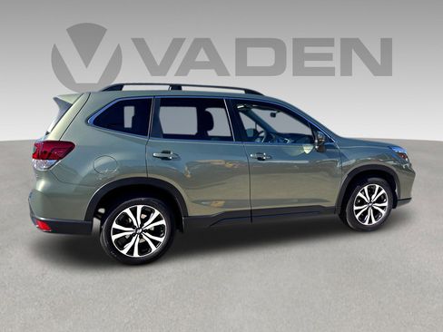 Used 2020 Subaru Forester Limited w/ Popular Package #3 image 27