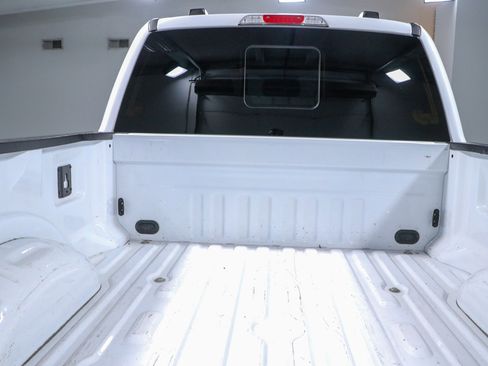 Used 2022 Ford F250 Lariat w/ Lariat Value Package AWD/4WD image 30
