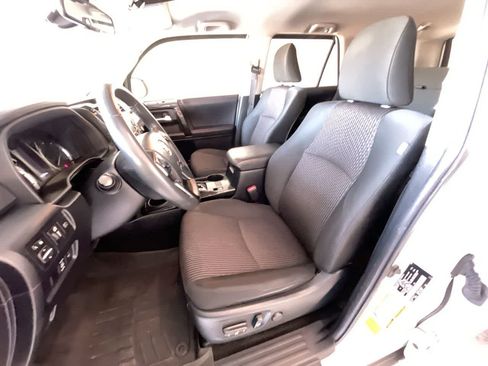 Used 2022 Toyota 4Runner TRD Off-Road AWD/4WD image 11