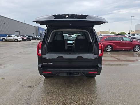 Used 2026 Ford Expedition Platinum w/ Platinum Ultimate Package AWD/4WD image 6