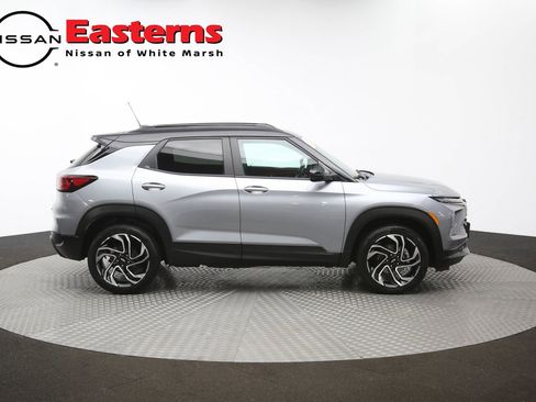 Used 2024 Chevrolet TrailBlazer RS w/ Driver Confidence Package image 82