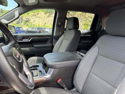 Used 2025 GMC Sierra 1500 Elevation AWD/4WD image 12