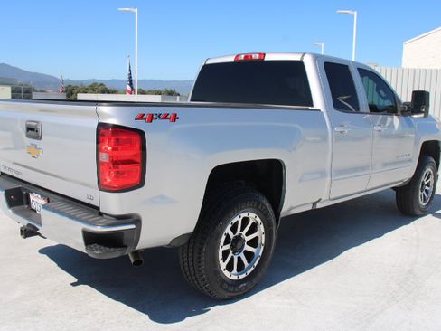Used 2019 Chevrolet Silverado 1500 LT AWD/4WD image 3