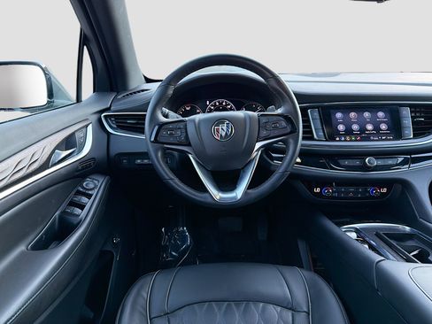 Used 2023 Buick Enclave Avenir w/ Avenir Technology Package image 17