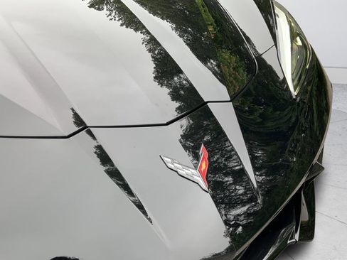 Used 2020 Chevrolet Corvette Stingray Coupe w/ 1LT RWD image 31