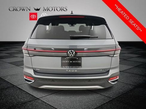 Used 2025 Volkswagen Taos SE image 5