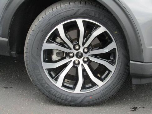 Certified 2022 Ford Explorer ST-Line w/ Class IV Trailer Tow Package AWD/4WD image 6