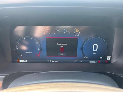 Used 2024 Ford F150 Lariat w/ Equipment Group 502A High AWD/4WD image 30