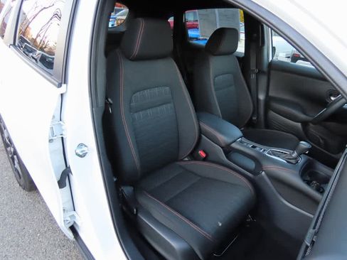 Certified 2023 Honda HR-V Sport image 17