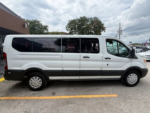 Used 2017 Ford Transit 350 XLT RWD image 5