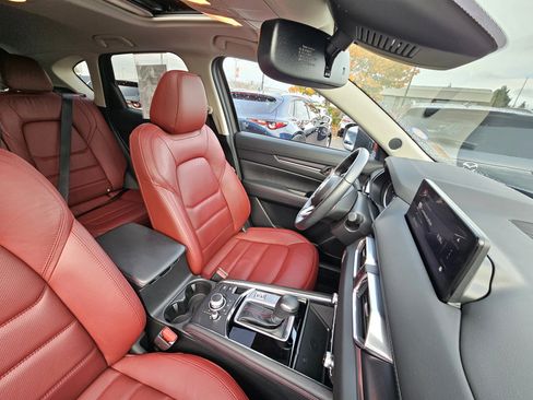 Certified 2025 MAZDA CX-5 Carbon Edition image 8