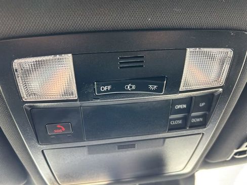 Used 2022 Toyota Tacoma TRD Sport image 23