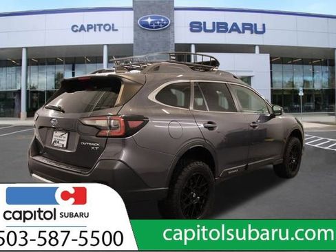 Used 2022 Subaru Outback Limited XT image 3