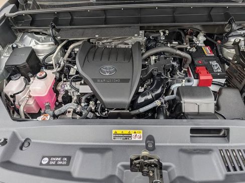 Used 2023 Toyota Highlander XSE FWD image 38