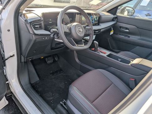 New 2026 Nissan Kicks SR w/ Cold Weather Package FWD image 13