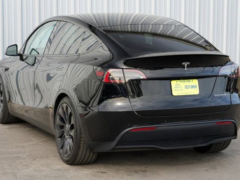Used 2021 Tesla Model Y Performance image 51