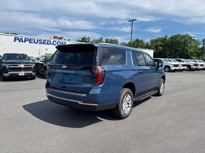 New 2026 Chevrolet Suburban LT