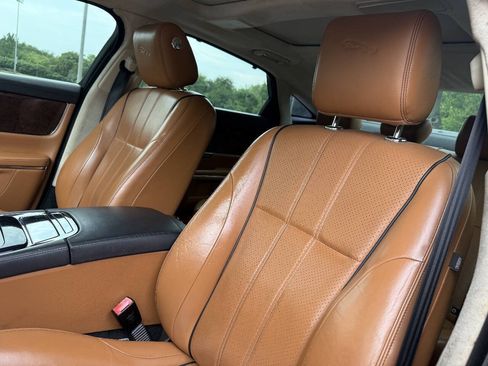 Used 2014 Jaguar XJ L Portfolio AWD/4WD image 14