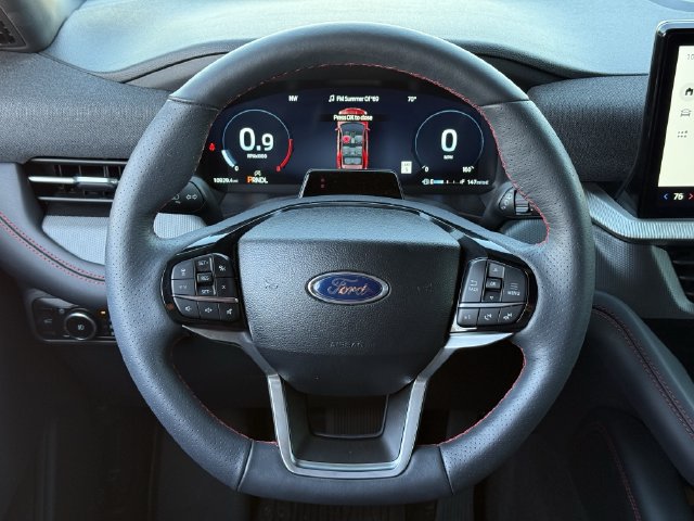Used 2025 Ford Explorer ST-Line w/ Premium Package RWD image 12