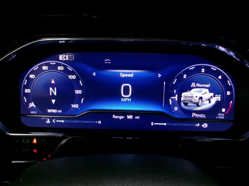 Certified 2024 Chevrolet Silverado 2500 High Country w/ Technology Package image 8