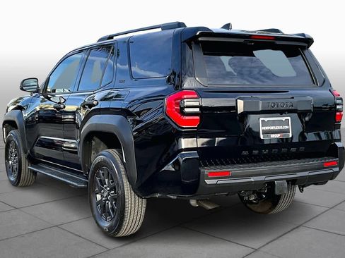 Used 2025 Toyota 4Runner SR5 image 11