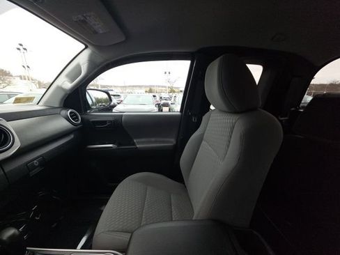 Used 2021 Toyota Tacoma SR5 image 25