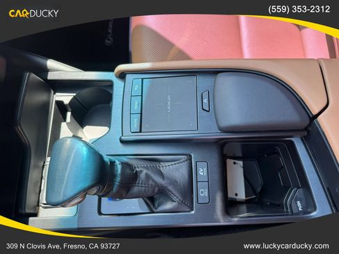 Used 2022 Lexus ES 300h w/ Premium Package FWD image 16